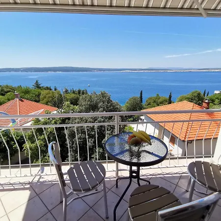 Apartamento Maja 100m From The Dramalj
