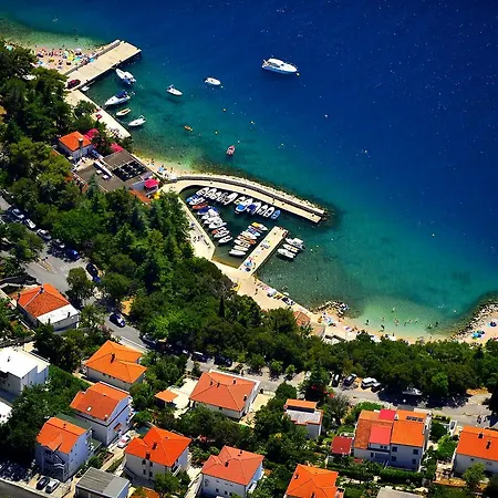 Maja 100m From The Apartamento
