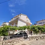 Apartamento Maja Apartments 100M From The Beach