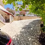 Maja Apartments 100M From The Beach
