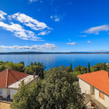 アパート Maja Apartments 100M From The Beach *