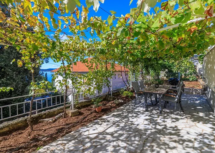 Appartement MAJA 3+1 pax